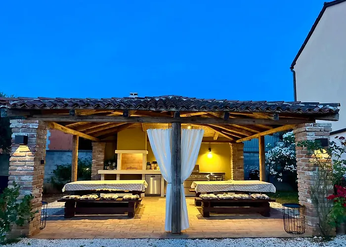 Koronsovac House With 4
